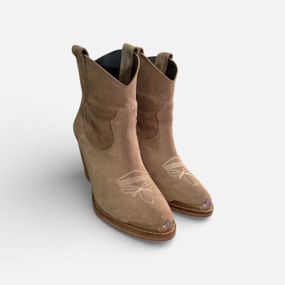 Brown Suede Embroidered Boots - Picture 3 of 6